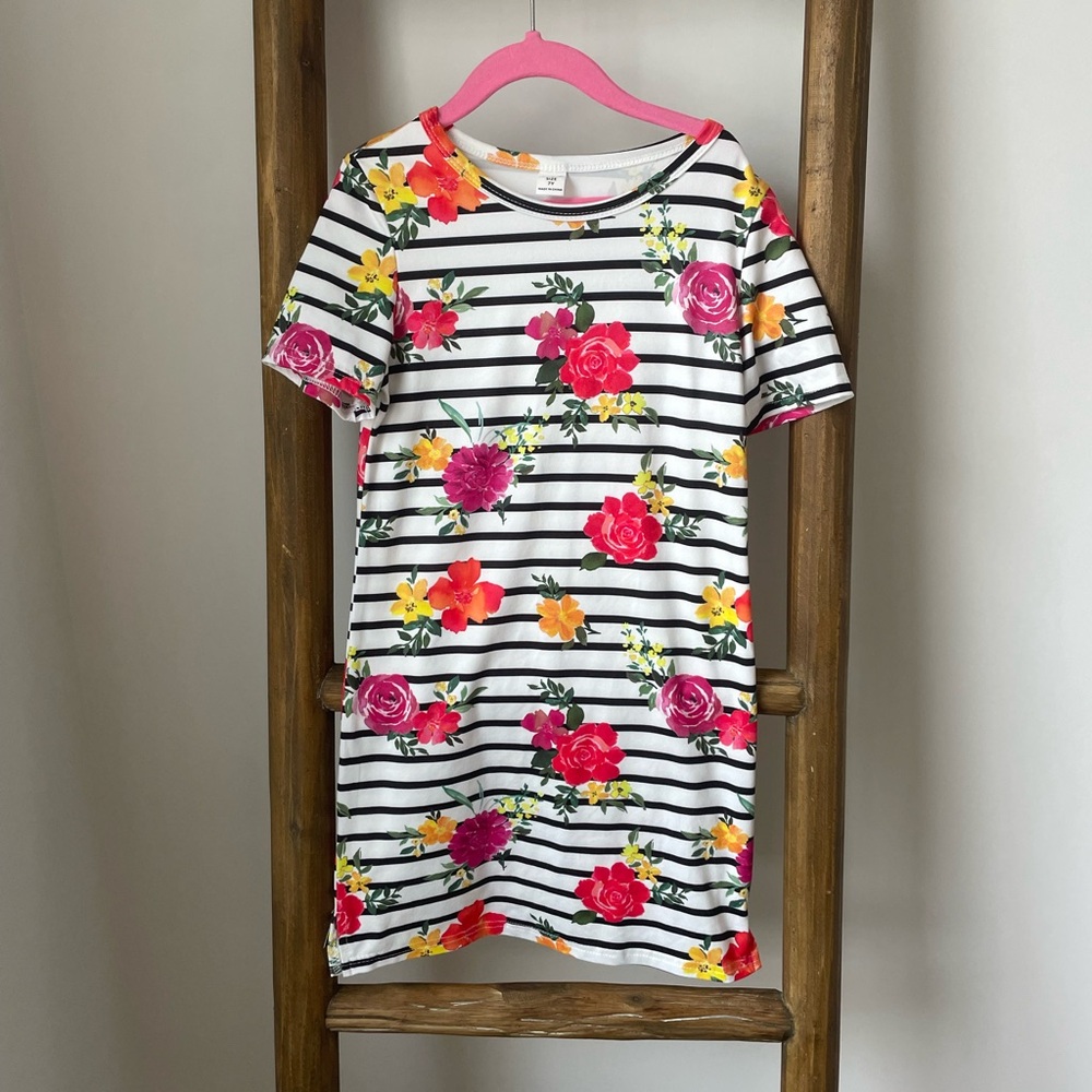NWOT T-Shirt Dress